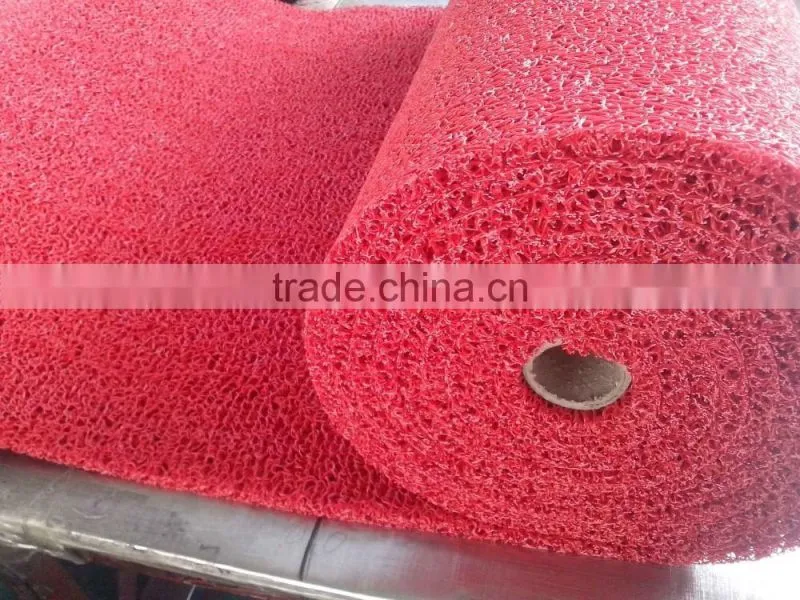Small MOQ Low price Anti slip PVC coil foot Mat/carpet