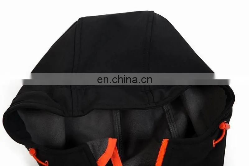 Breathable Hiking Jacket Men's Water Resistant Hooded Softshell Jacket