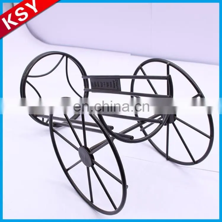 Good Reputation Factory Price Romantic Display Fashion Metal Single Wire Wine Bottles Rack