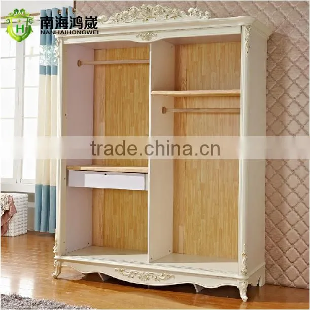 Luxury French Style Hand Carved Wooden MDF Panel Bedroom Sliding Door Cupboard Design