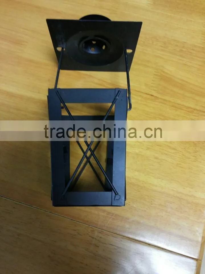Indoor outdoor Garden /Decorative classic metal candle Lantern Candy can be held in