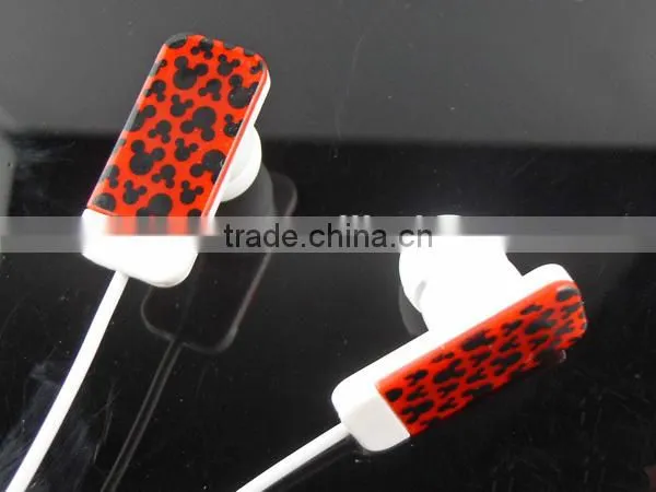 Fashional design newest color plastic earbud shantou manufacture