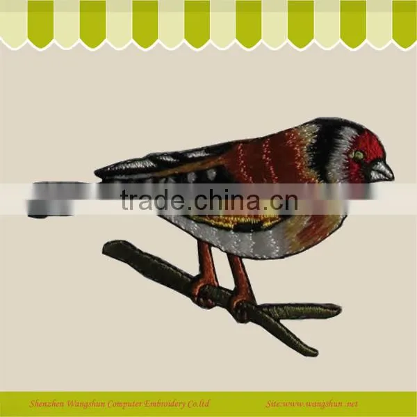 Customed Birds Embroidery Badge In Clothes