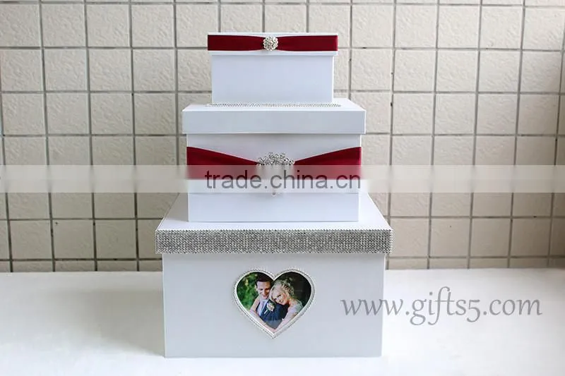 Elegant card holder with photo frame for any event