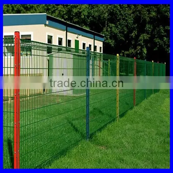 3m wide roll top fence with 60*60 post