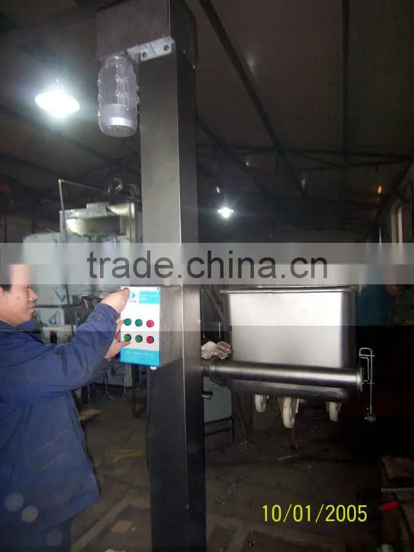 Elevator T200 for meat industry