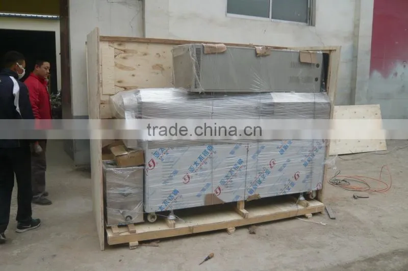 Animal feed making machine/dog and cats feed machinery