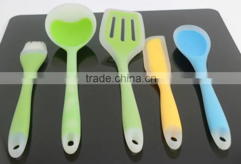 Greatest Kitchen Cooking Tools Long Handled Cooking Utensils
