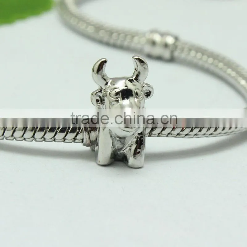 Wholesale 2015 New Style Cattle Shape DIY Anti-silver Creative Bracelets Accessories Metal Zinc Alloy Beads with Holes