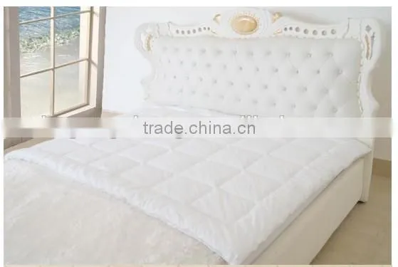 100% polyester hollow fibre upscale modal comforter rope piping design