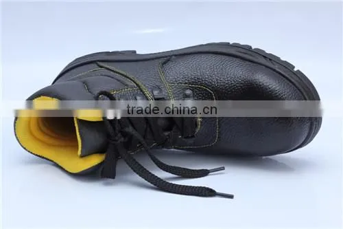 Embossed leather safety shoes China made popular in Middle east 8041