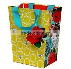 Easter day paper gift bag