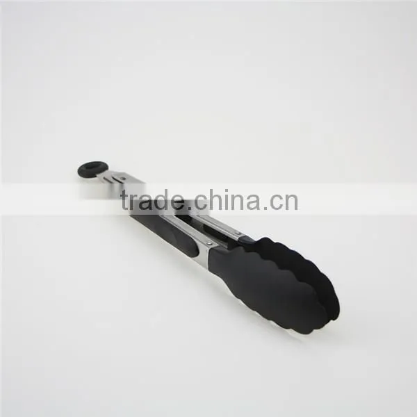 Different types hand tongs food serving tongs