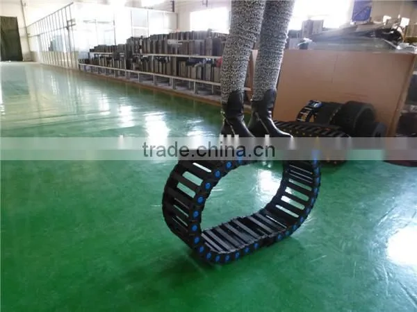 RUIAO TLX series cnc plastic wire track for automation