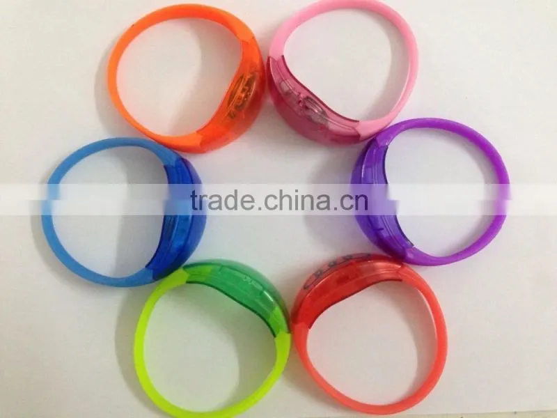 Factory Silicone LED Bracelets , Led Light Bracelets Led Flashing Bracelet , Led Light Wristbands Sound Activated Led Bracelet