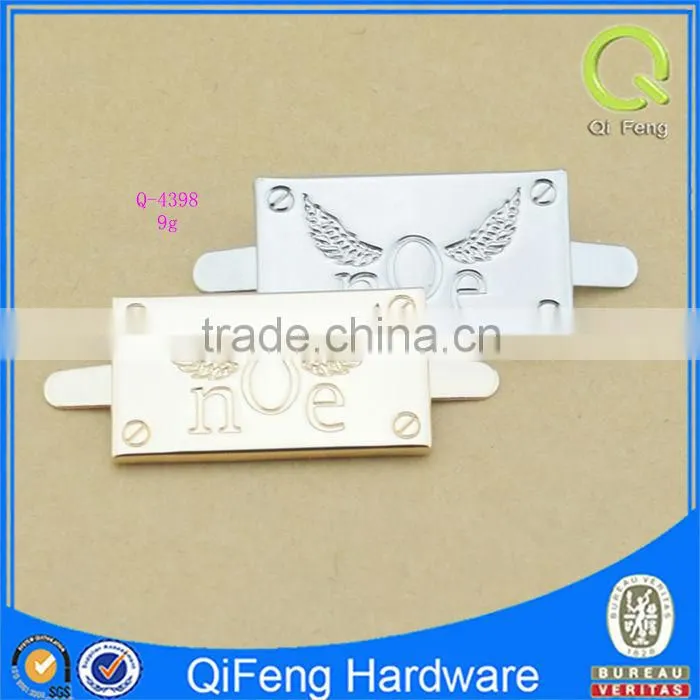 Q-3319 custom metal tag shineing gold color