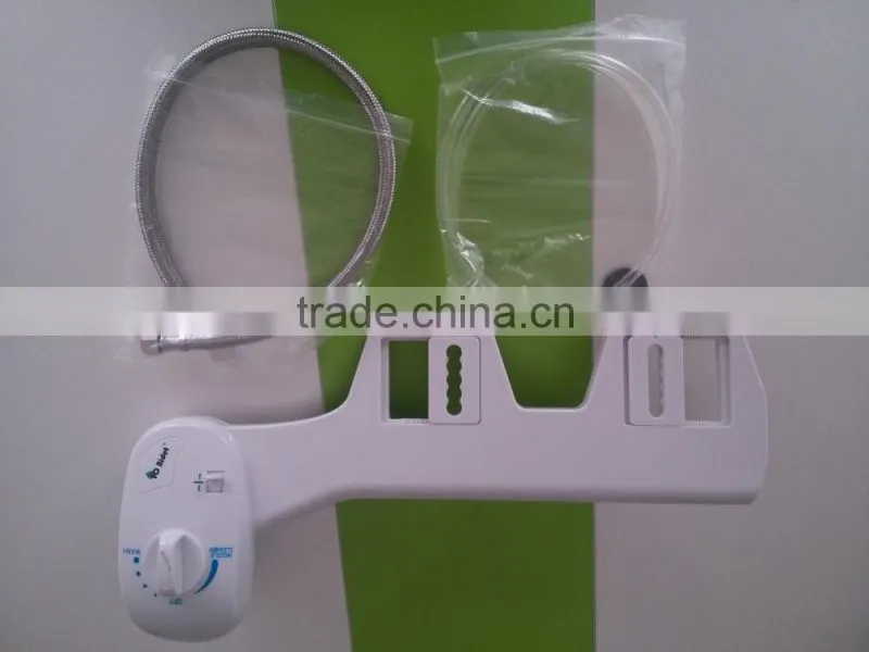 Easy install non electronic plastic cleaning portable toilet seat bidet