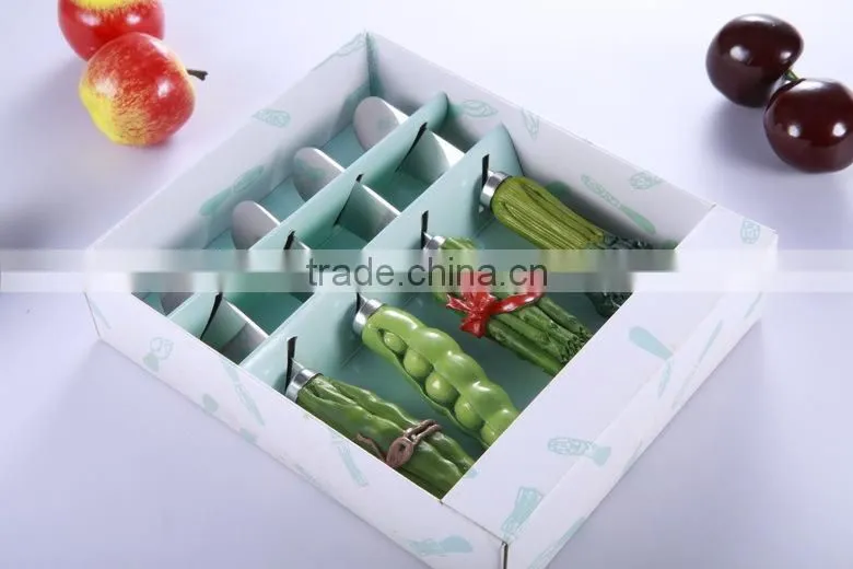 Cute creram polyresin head spoon, spoon rest, cutlery with long handle
