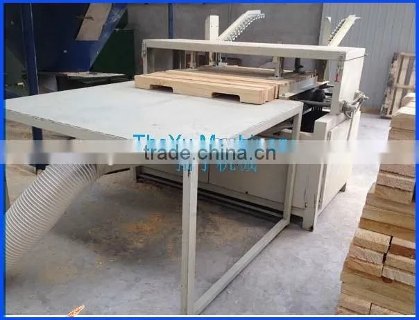 automatic wood pallet groove notcher/wooden palletgrooving machine SMS:0086-15238398301