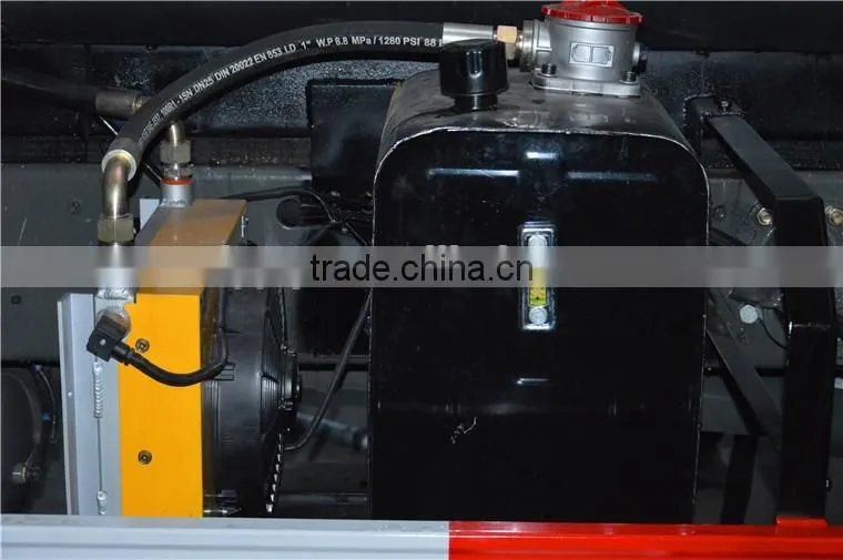 howo 4*2 Bitumen Sprayer Truck / asphalt distributor truck / intelligent road maintance truck