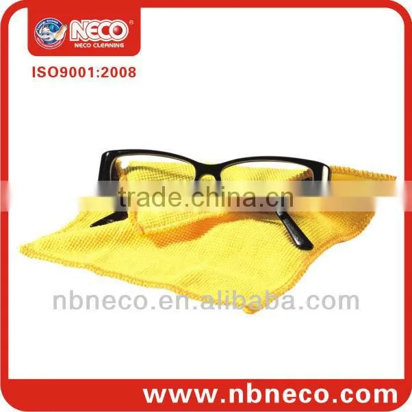 Glass cleaning cloth