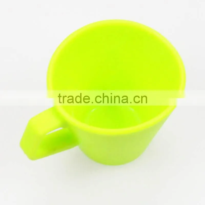 Best selling colorful silicone rubber drinking cup kids drinking cups