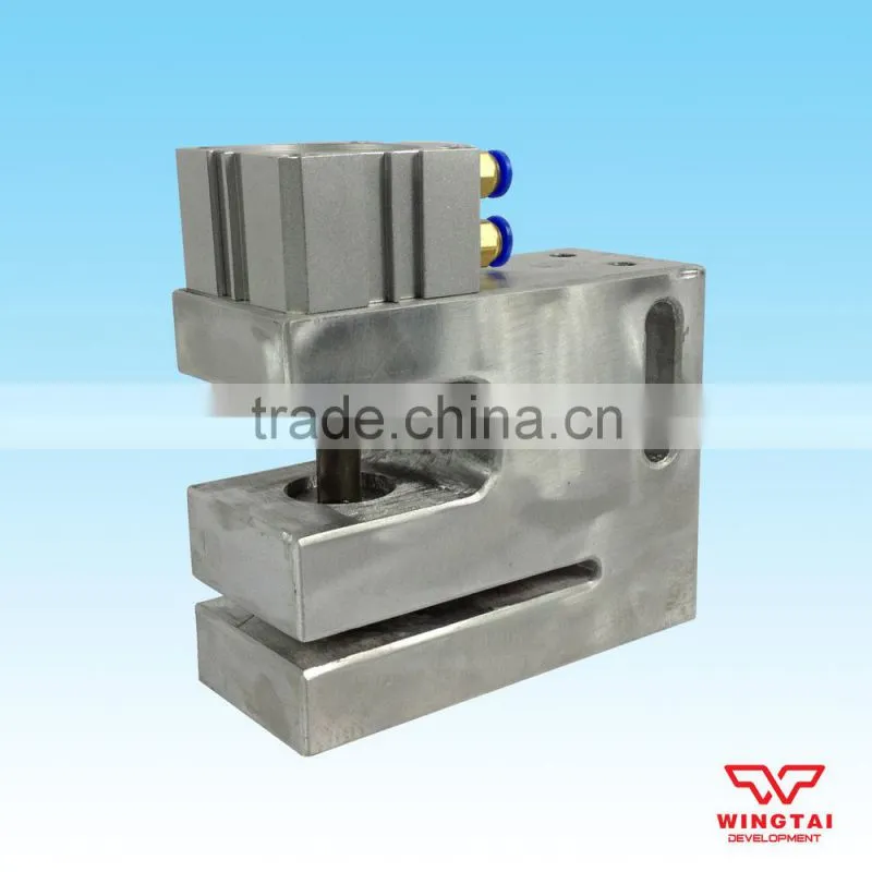 Rounded corner hole drilling machine for plastic sheet