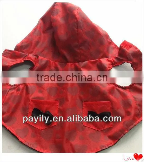 Factory R & D cute female dog rain clothes lovable dogs dog clothes christmas dog clothes