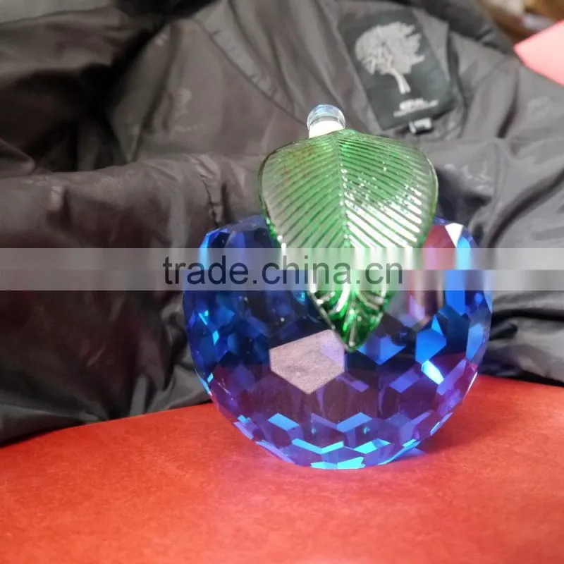 Yellow Optical K9 Crystal Round-polished Apple with Stand for Business Souvenirs;Decorative Luxuriant Apple Award Paperweight