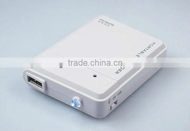 Portable 4AA emergency battery chargers for Iphone/Mobile phone/cellphone