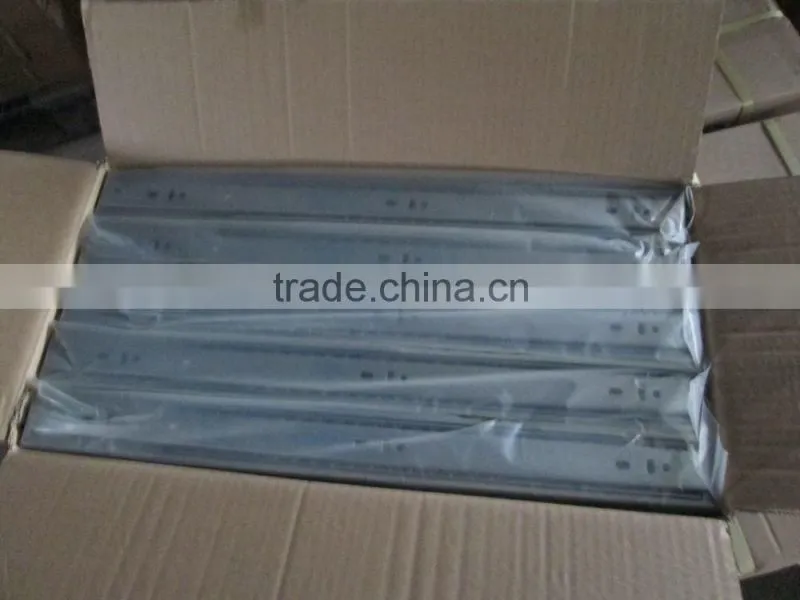 Soft closing drawer slide