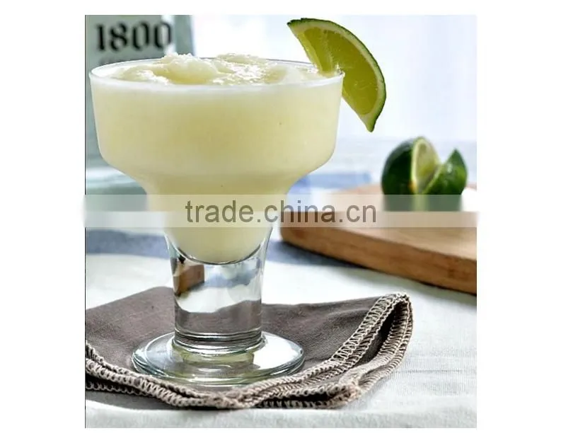 The Newest Product Handmade Customized Margarita Glass with Thick Stem