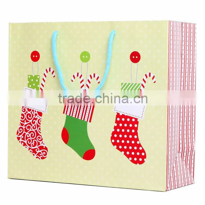 For Christmas gift hose paper bag paper bag gift bag shopping paper bag low price customized logo