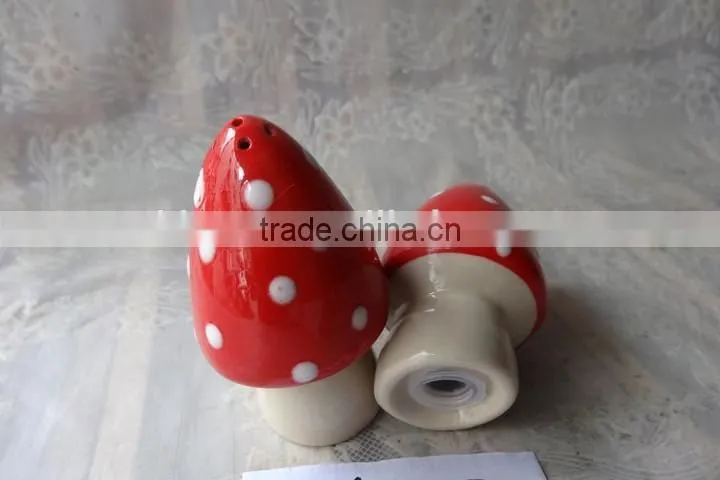 ceramic mushroom salt and pepper shaker personalized design