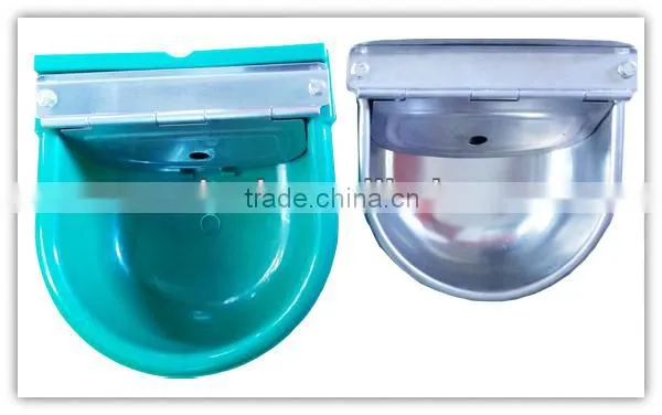 Livestock feeder