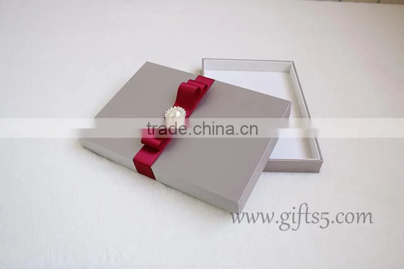 Elegant Handmade Luxury wedding invitation boxes