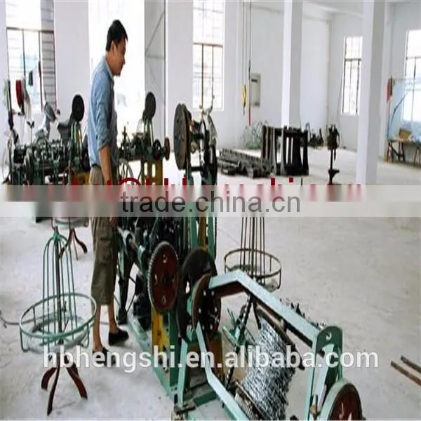 China wholesale Alibaba fence top barbed wire/barbed wire manufacturers