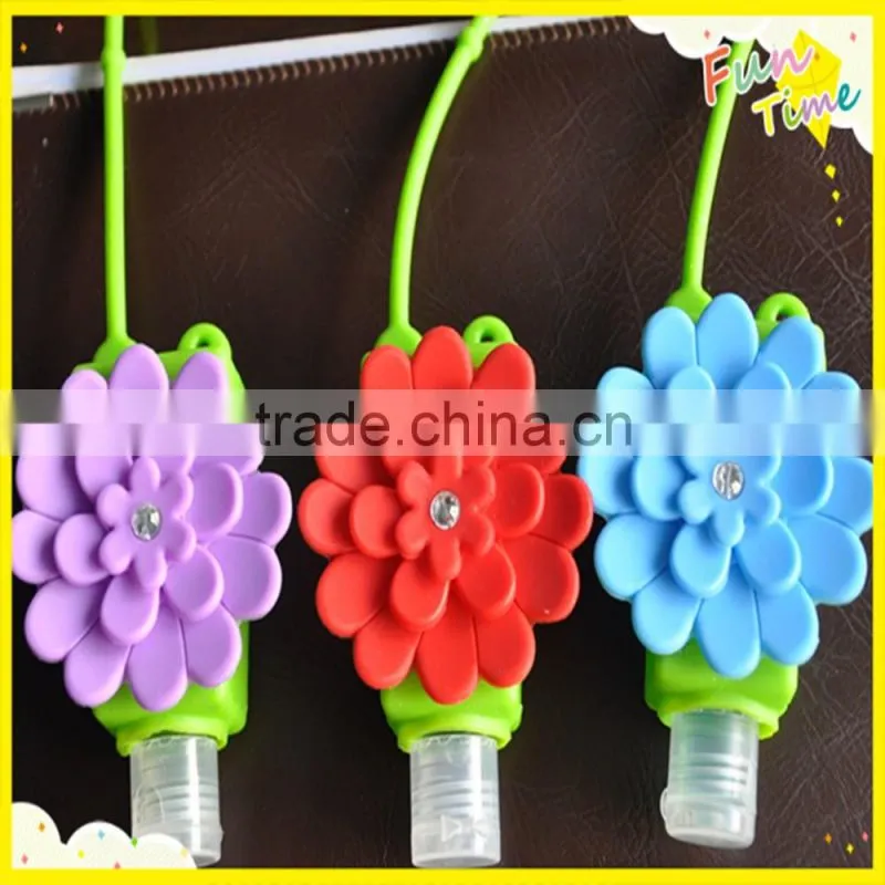 2017 Newest Popular Silicone Hand Sanitizer Pocketbac Holder