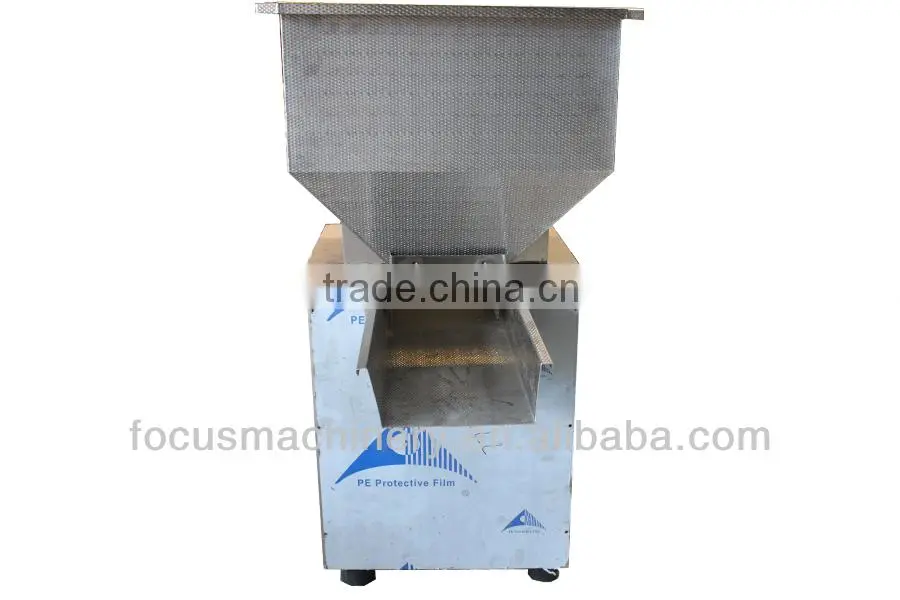 food grade automatic vibrator feeder machine/potato chip electromagnetic feeder machine