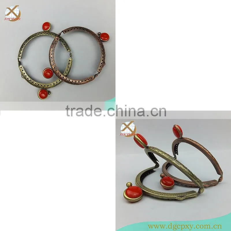 Embossing LOVE metal frame for small purse direct supplier