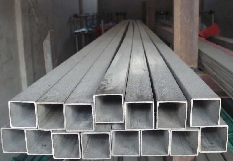 16Mn Iron square Pipe Factory Prices Iron Pipe 6 Meter