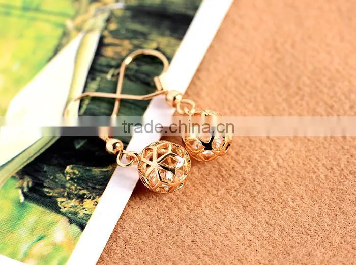 Fashion crystal hoop earrings clear white rhinestone earrings bridal earrings