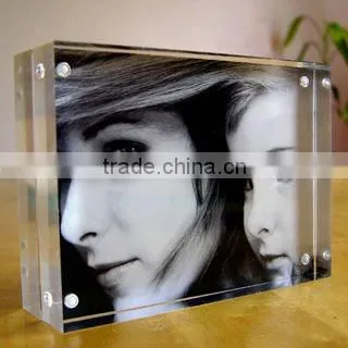 Upward spin acrylic decorative pen holder