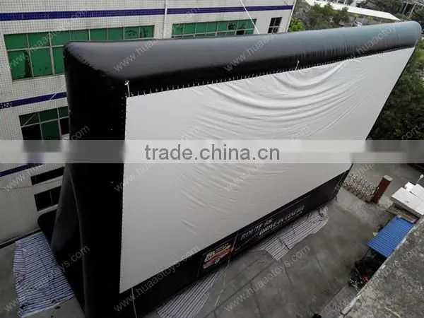 Commercial inflatable projection screen