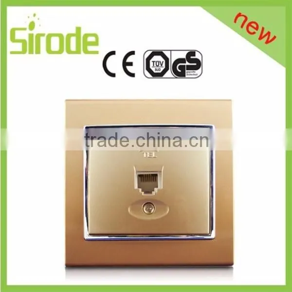 waterproof Power Usage Plug Socket Outlet with shelter