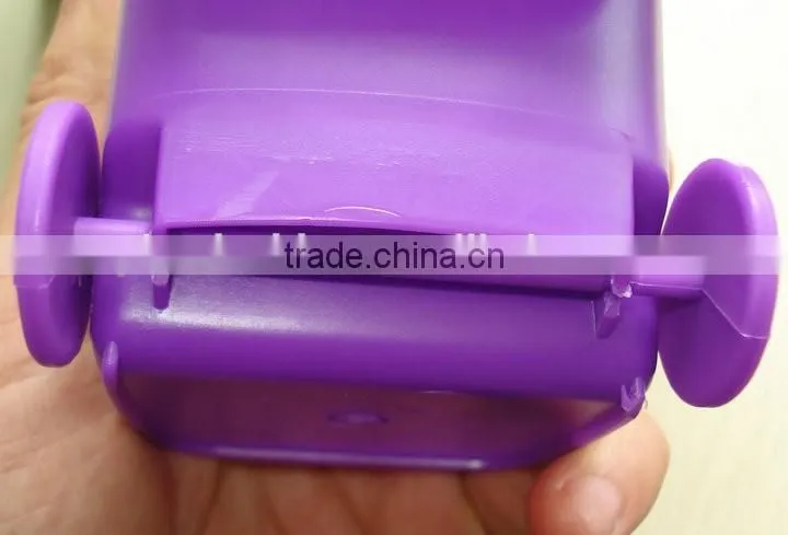 BT05B colorful desktop plastic mini trash can pen holder
