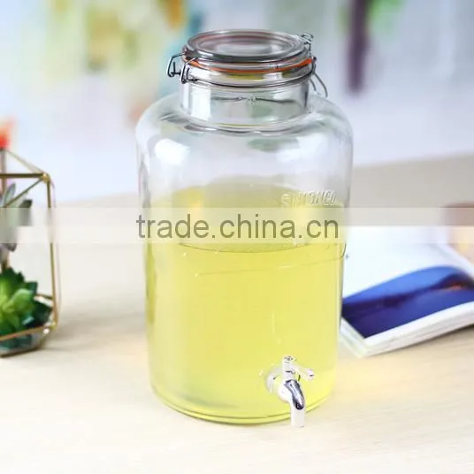 Big glass water dispenser with glass lid