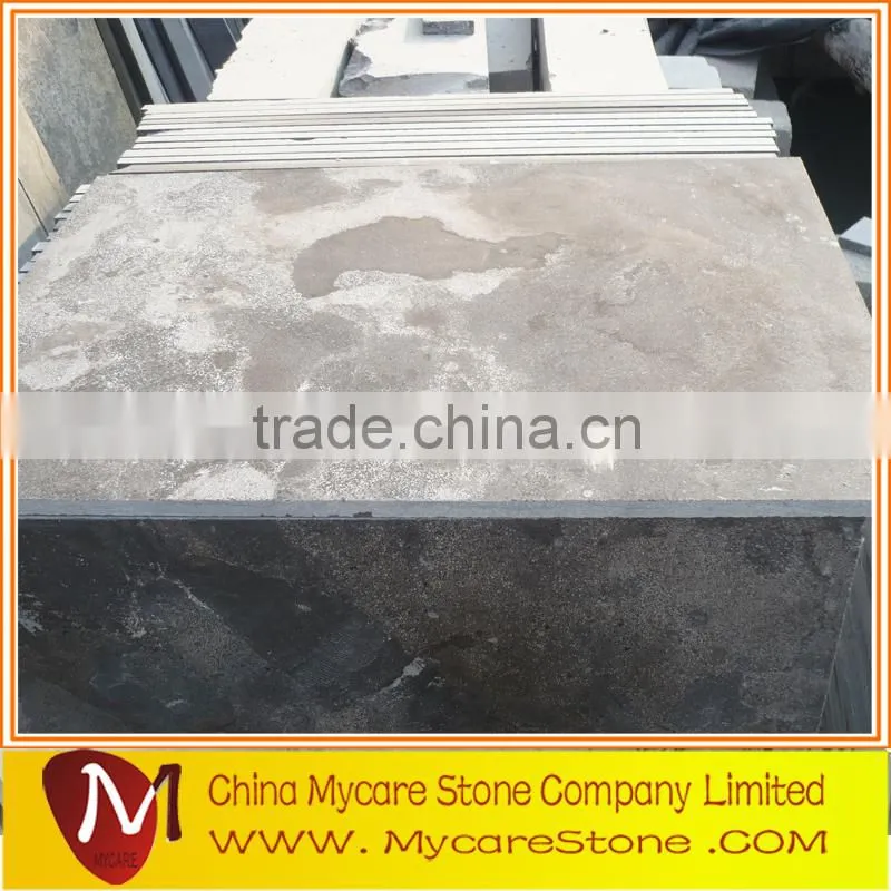 Garden paver flamed blue limestone