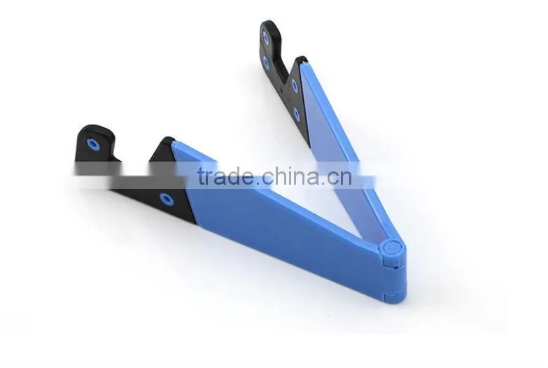 Cell phone accessory display stand