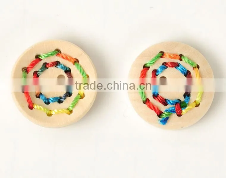 Fashionable High End 2 Holes Natural Wood Buttons with Hand-made String